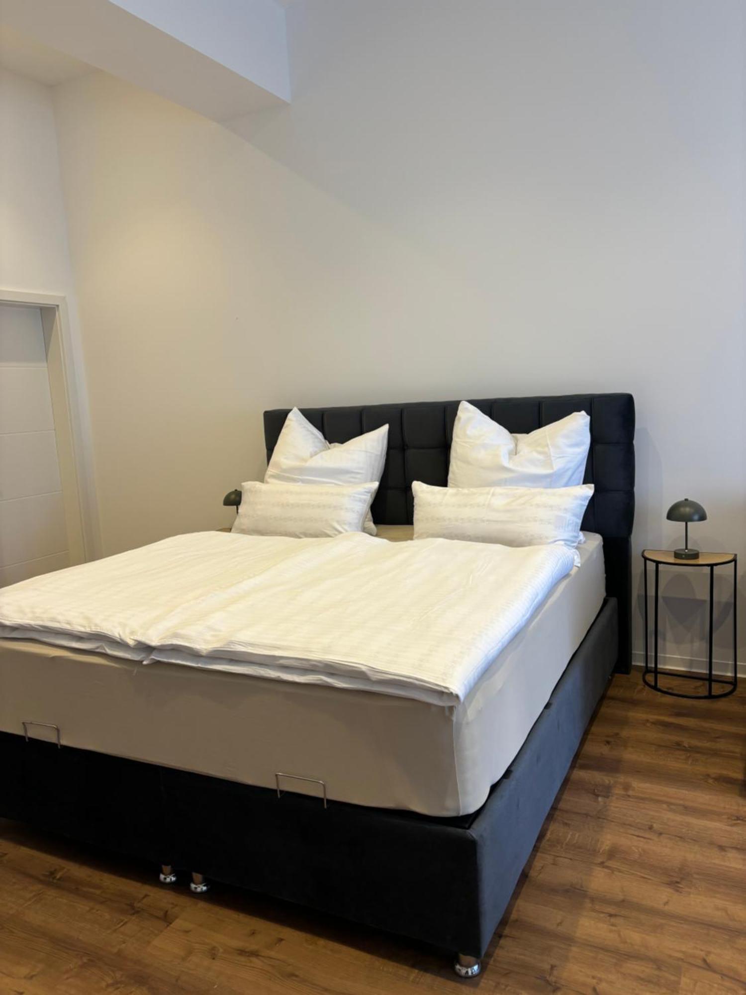Luxus Apartment Mit Whirlpool In Kiel Luaran gambar