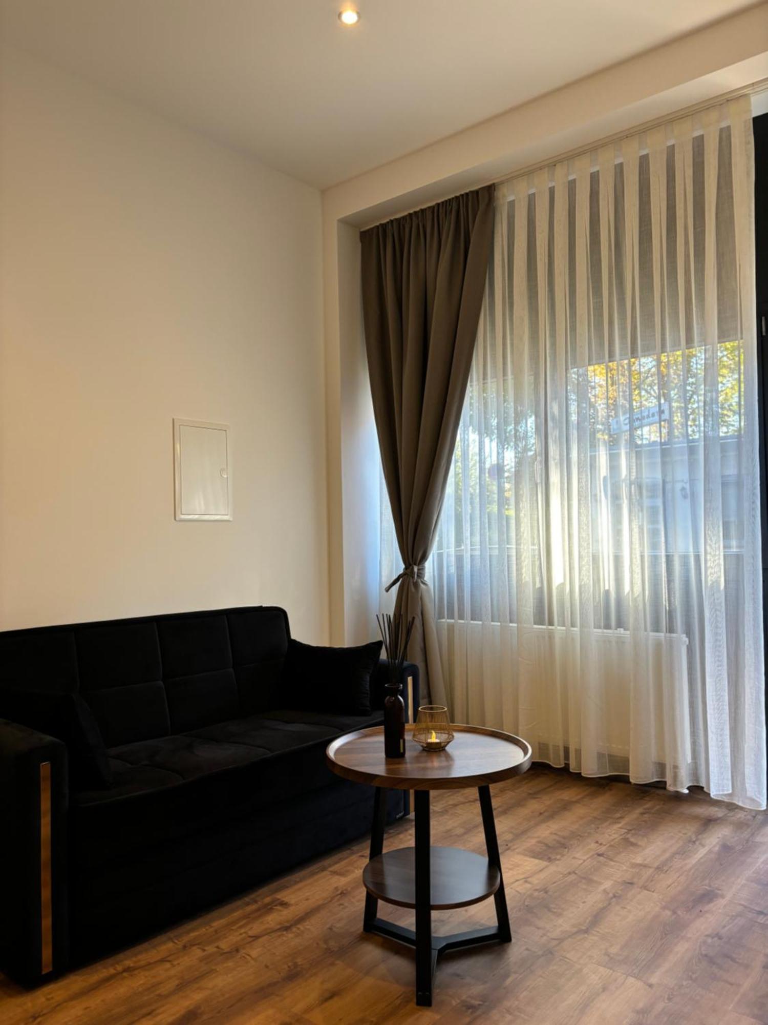 Luxus Apartment Mit Whirlpool In Kiel Luaran gambar